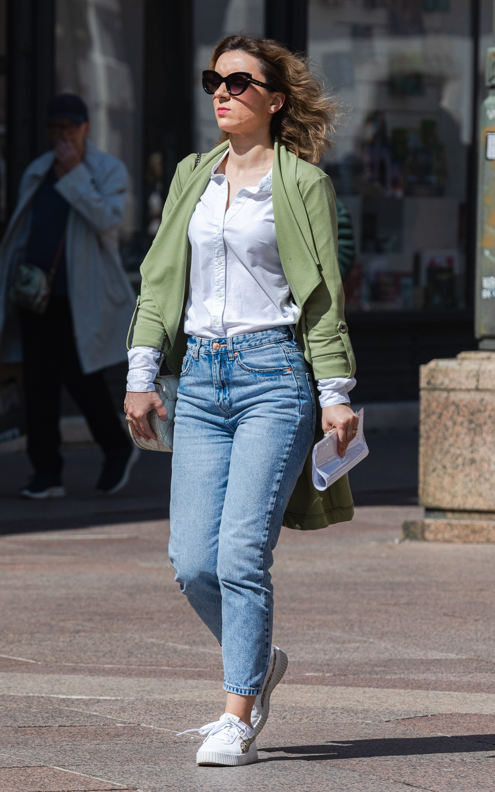 Klikom po Korzu 4.4-8370 Klikom po Korzu 4.4-8370