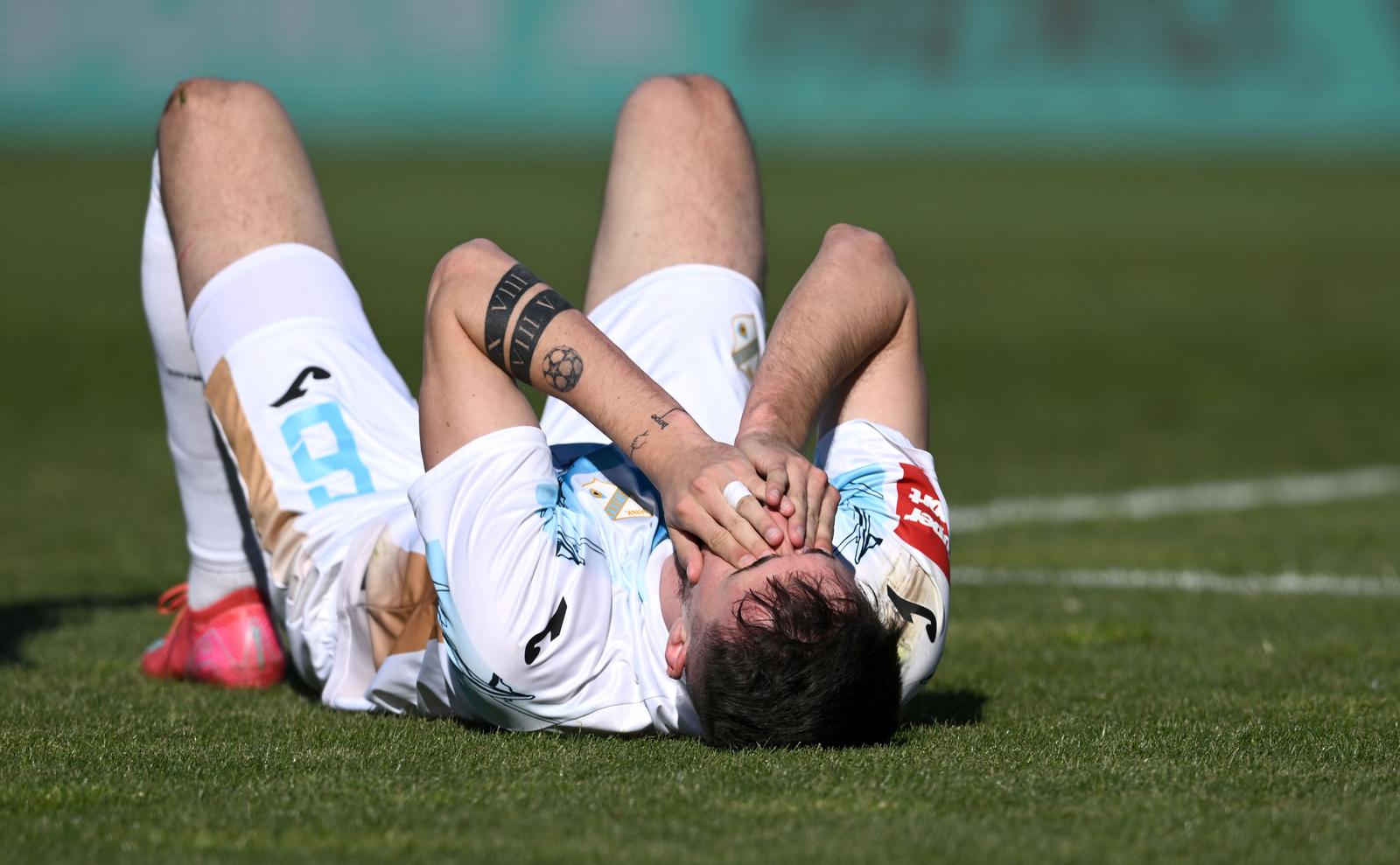 Lokomotiva i Rijeka sastali se u 28. kolu SuperSport HNL-a Lokomotiva i Rijeka sastali se u 28. kolu SuperSport HNL-a