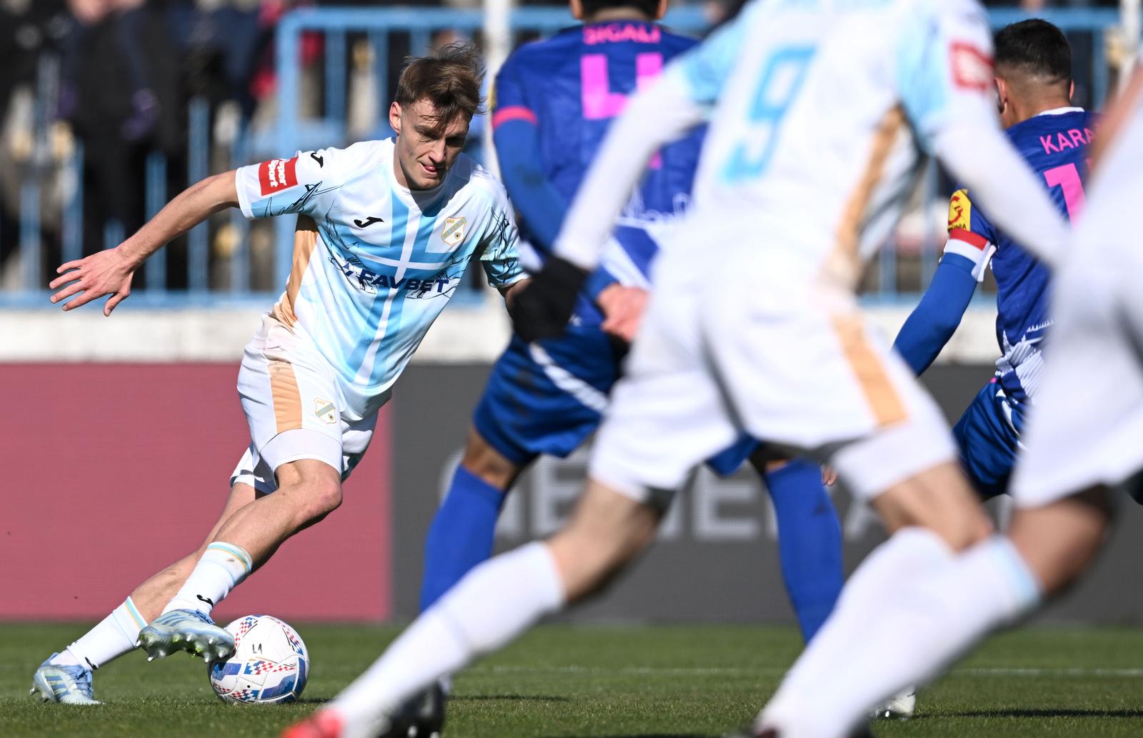 Lokomotiva i Rijeka sastali se u 28. kolu SuperSport HNL-a Lokomotiva i Rijeka sastali se u 28. kolu SuperSport HNL-a