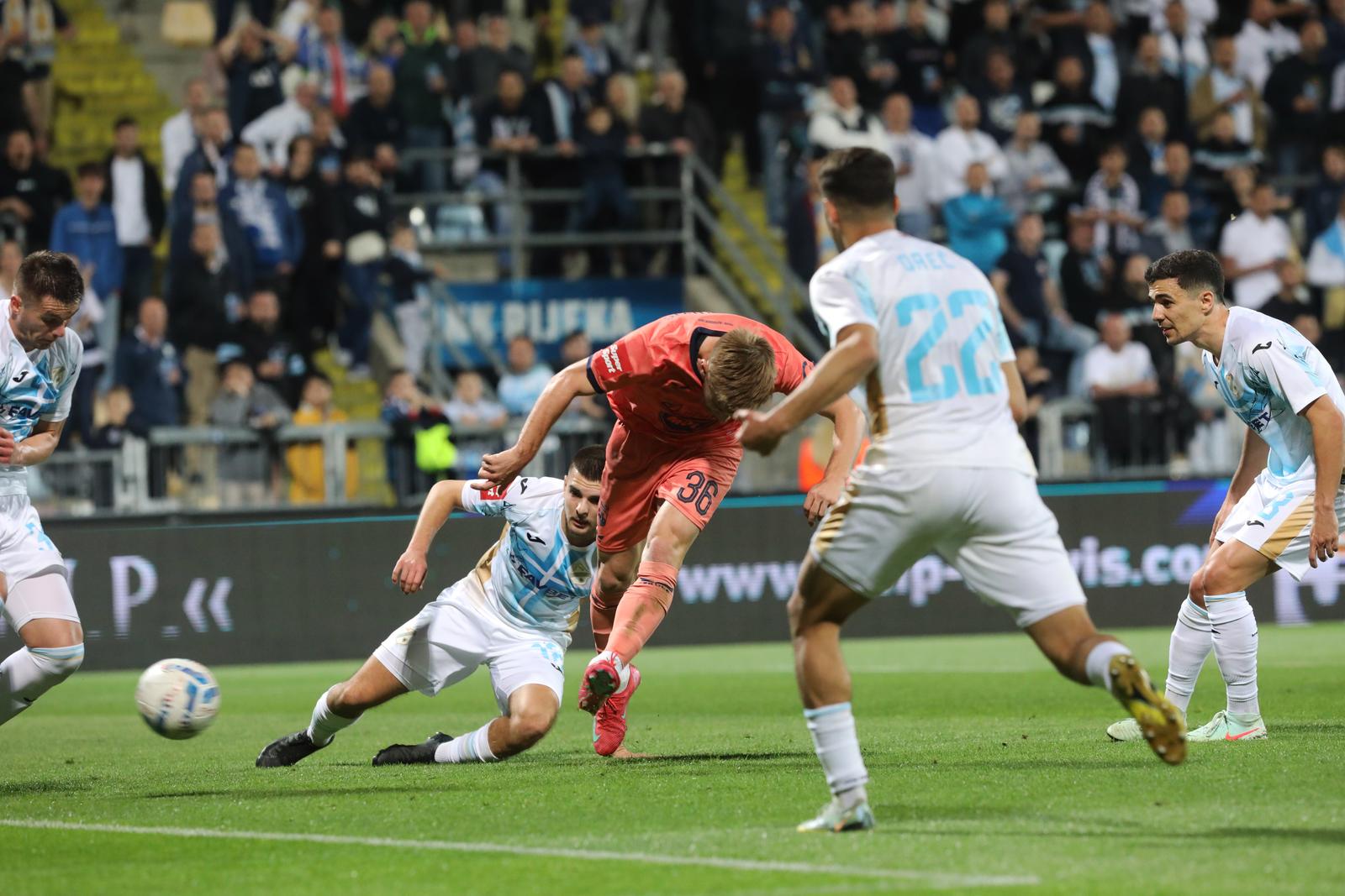 Rijeka i Osijek sastali se u 31. kolu SuperSport HNL-a Rijeka i Osijek sastali se u 31. kolu SuperSport HNL-a