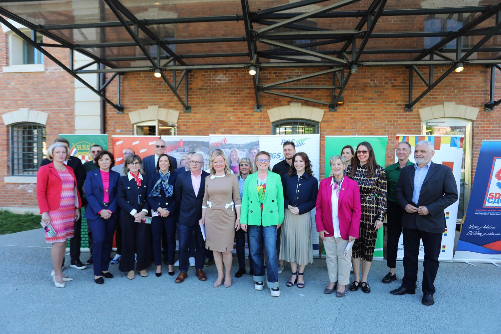 Rijeka: Predstavljanje članova SDP-ove koalicije za Gradsko vijeće