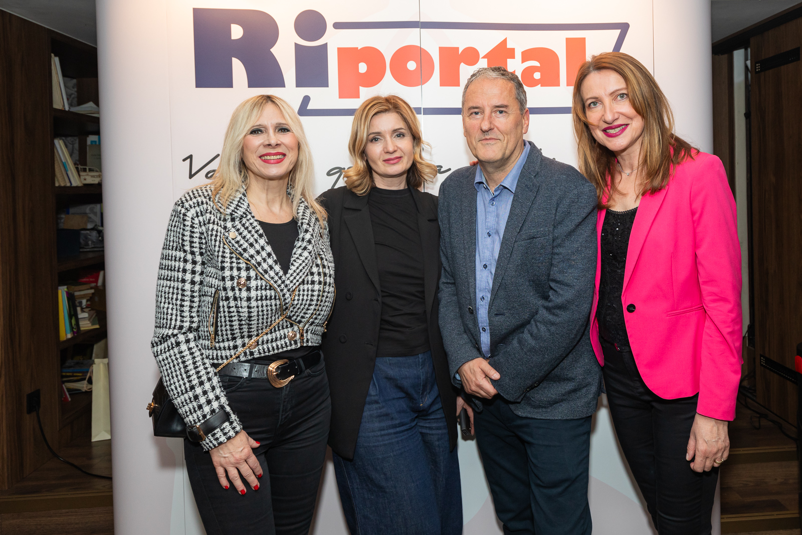 Ri Portal 10 godina-3238 Ri Portal 10 godina-3238