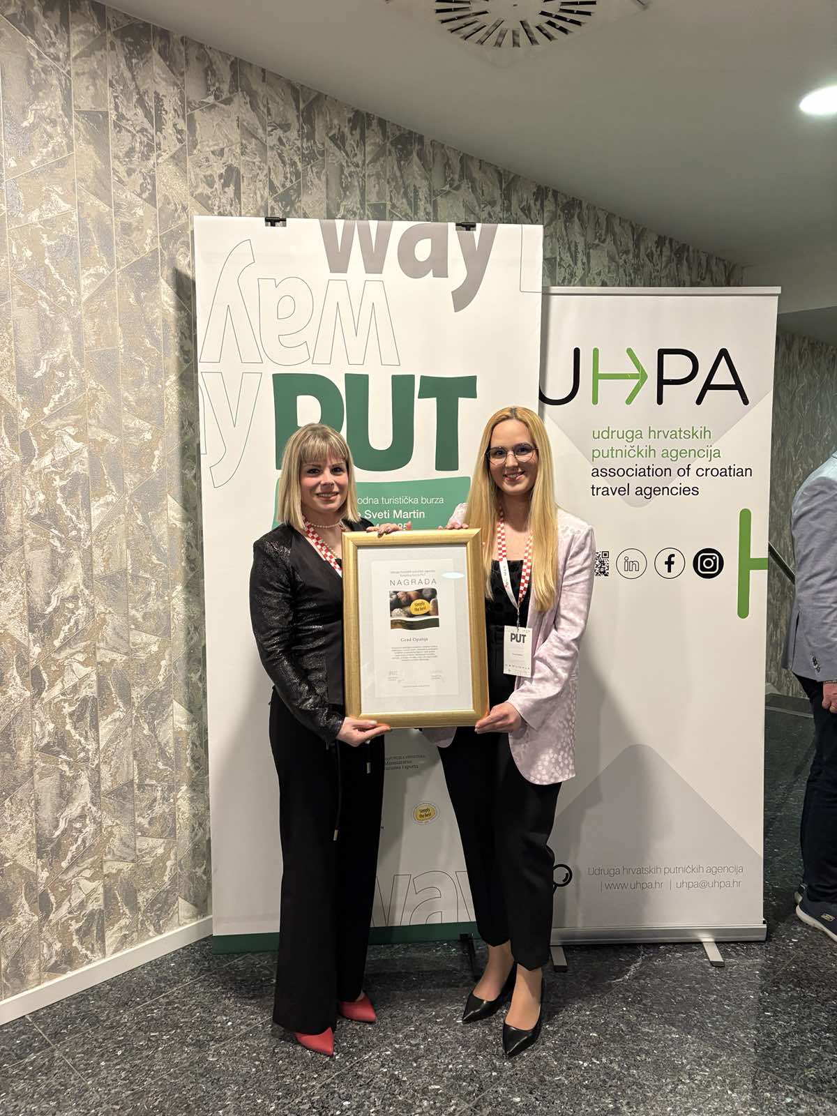 Simply the best3_Alida Domijan_Emma Superina