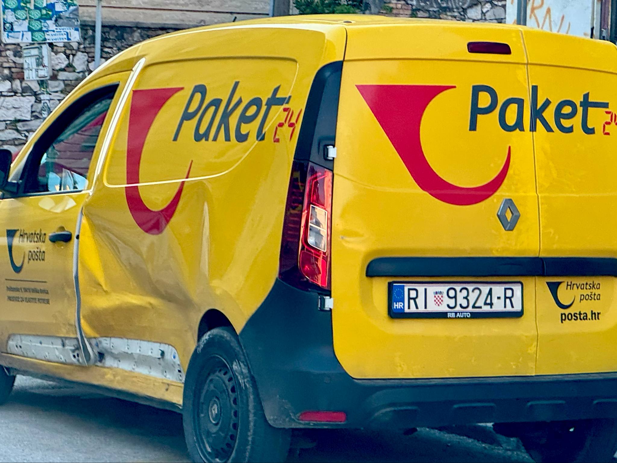 hp pošta vozilo 13 hp pošta vozilo 13