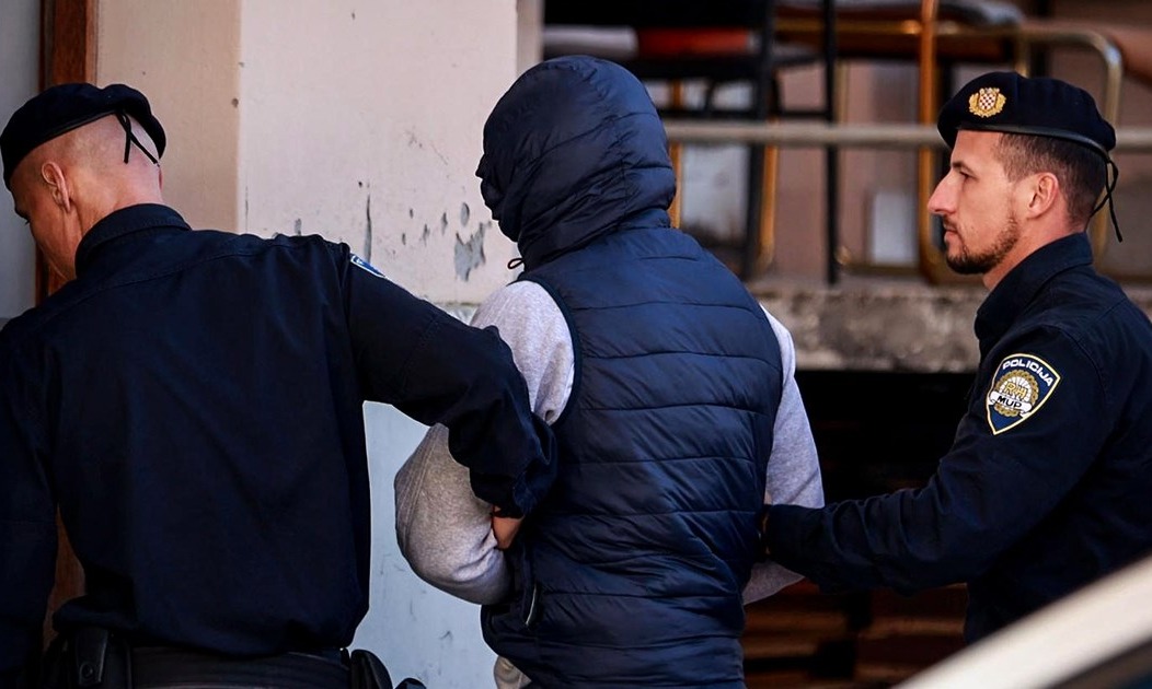 10be8f90-521e-4021-a408-2e95f4d81aad 10be8f90-521e-4021-a408-2e95f4d81aad