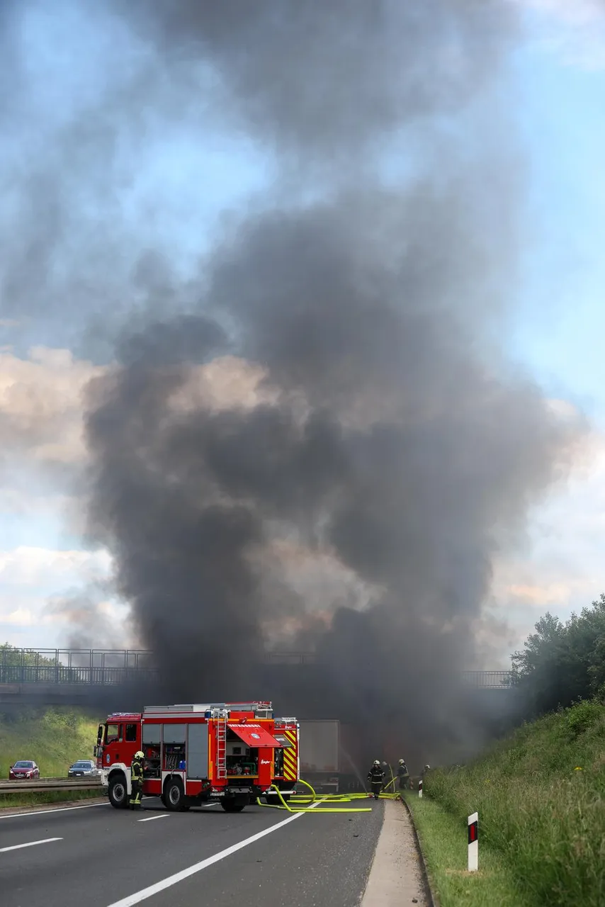 1280×1280-42bcbbf4-9d0c-11eb-8f97-cedfb09875dd (3)