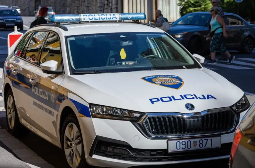 1280×720-ba0555f2-9d09-11eb-b6b1-cedfb09875dd (12) 1280×720-ba0555f2-9d09-11eb-b6b1-cedfb09875dd (12)