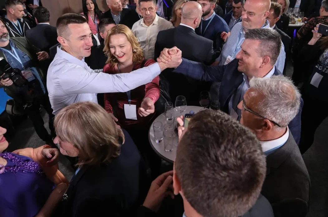 1280×720-ba0555f2-9d09-11eb-b6b1-cedfb09875dd (5) 1280×720-ba0555f2-9d09-11eb-b6b1-cedfb09875dd (5)