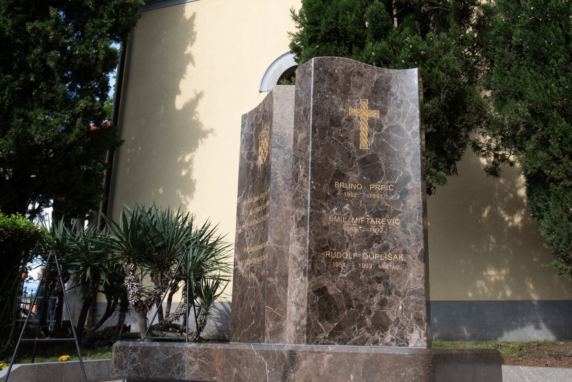 502692721_1215739213673146_6137890125575041187_n 502692721_1215739213673146_6137890125575041187_n