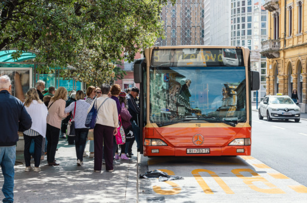 Ilustrativna adamićeva bus autotrolej promet-9701