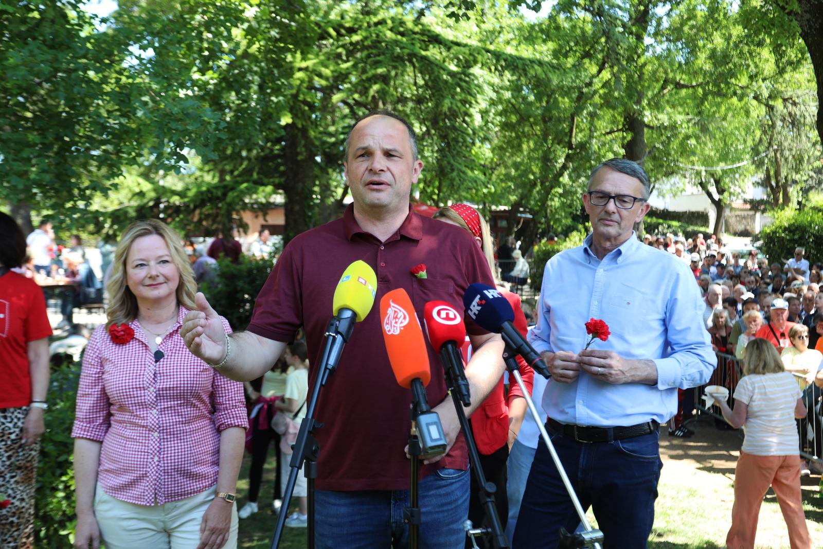 Rijeka: Prvomajska proslava na Trsatu