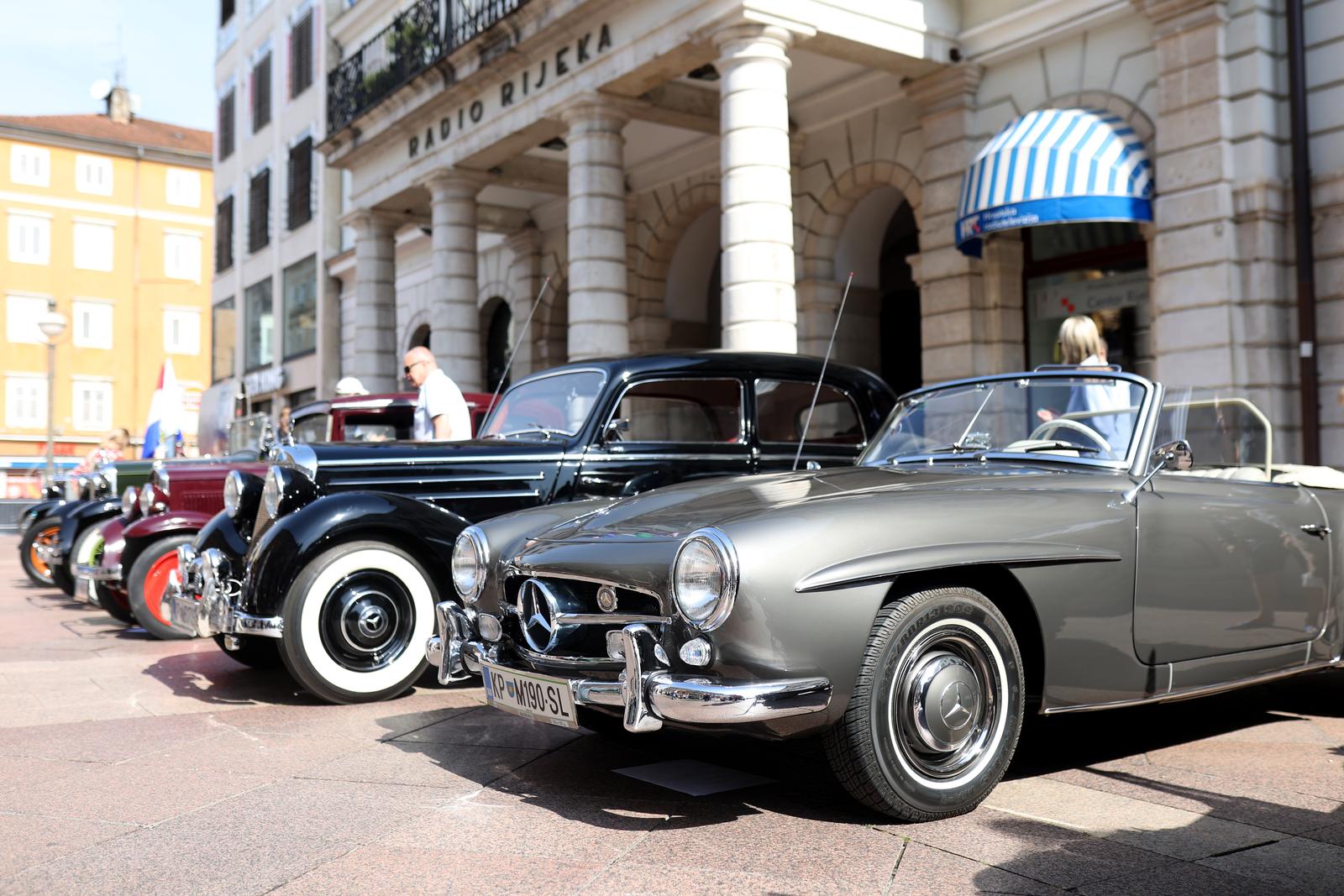 Oldtimer Rijeka Rally i ove godine startao s Korza