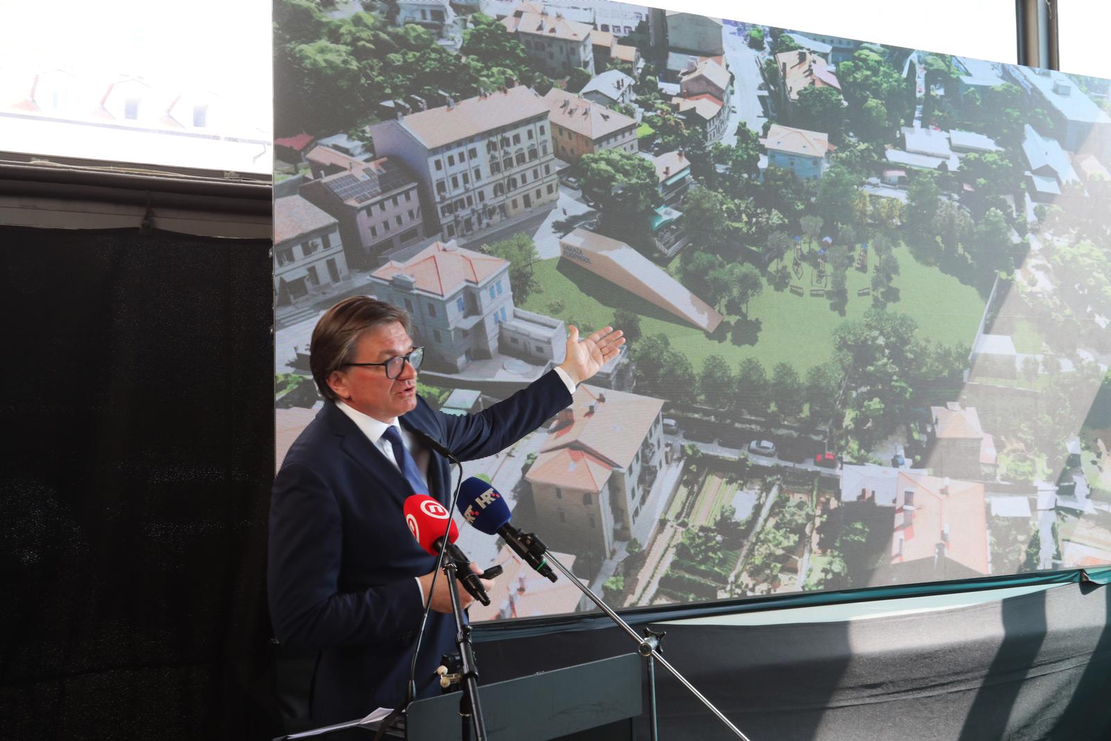 Rijeka: Konferencija za medije Denisa Vukorepe, kandidata HDZ-a za gradonačelnika Rijeka: Konferencija za medije Denisa Vukorepe, kandidata HDZ-a za gradonačelnika