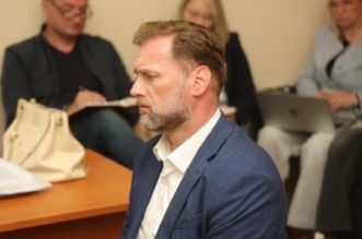 U Vinkovcima započelo suđenje Mariju Banožiću za izazivanje prometne nesreće u kojoj je poginula jedna osoba U Vinkovcima započelo suđenje Mariju Banožiću za izazivanje prometne nesreće u kojoj je poginula jedna osoba