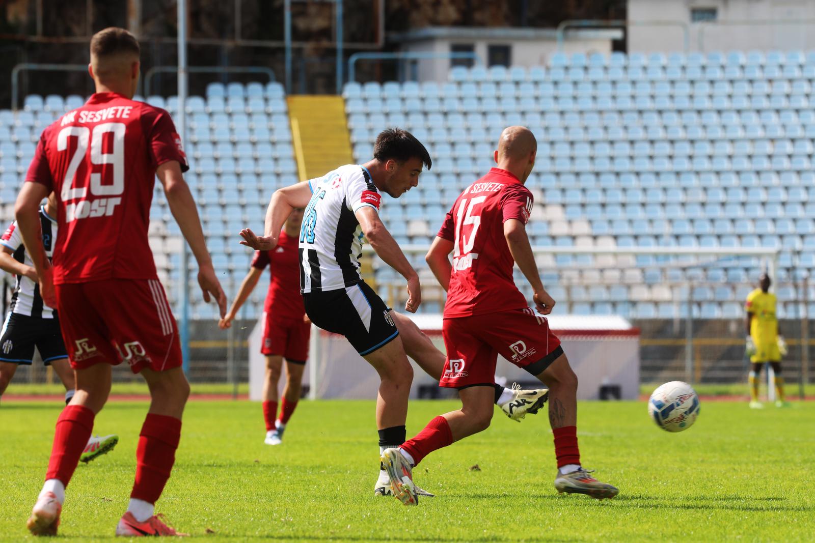 Rijeka: Utakmica između NK Opatije i NK Sesveta.