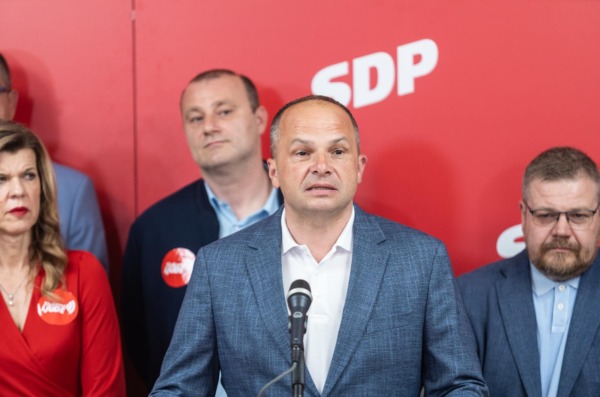 Zagreb: Siniša Hajdaš Dončić dao je izjavu o izbornim rezultatima