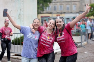 Rijeka: Maturanti srednjih škola širom grada slave kraj srednjoškolskog obrazovanja Rijeka: Maturanti srednjih škola širom grada slave kraj srednjoškolskog obrazovanja