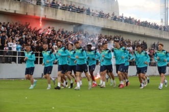 Rijeka: Navijači na treningu nogometaša Rijeke Rijeka: Navijači na treningu nogometaša Rijeke