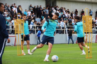 Rijeka: Navijači na treningu nogometaša Rijeke Rijeka: Navijači na treningu nogometaša Rijeke