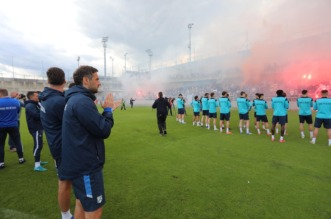 Rijeka: Navijači na treningu nogometaša Rijeke Rijeka: Navijači na treningu nogometaša Rijeke