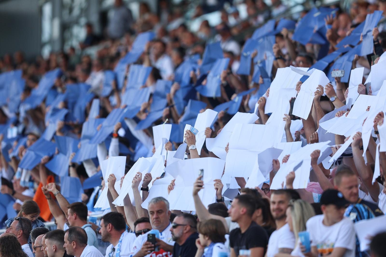 Rijeka: Navijači na susretu Rijeka – Slaven Belupo