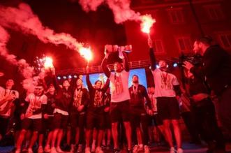 Igrači HNK Rijeka s navijačima na Korzu proslavili osvajanje prvenstva Hrvatske