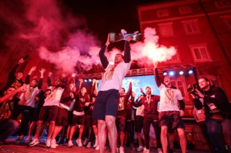 Igrači HNK Rijeka s navijačima na Korzu proslavili osvajanje prvenstva Hrvatske