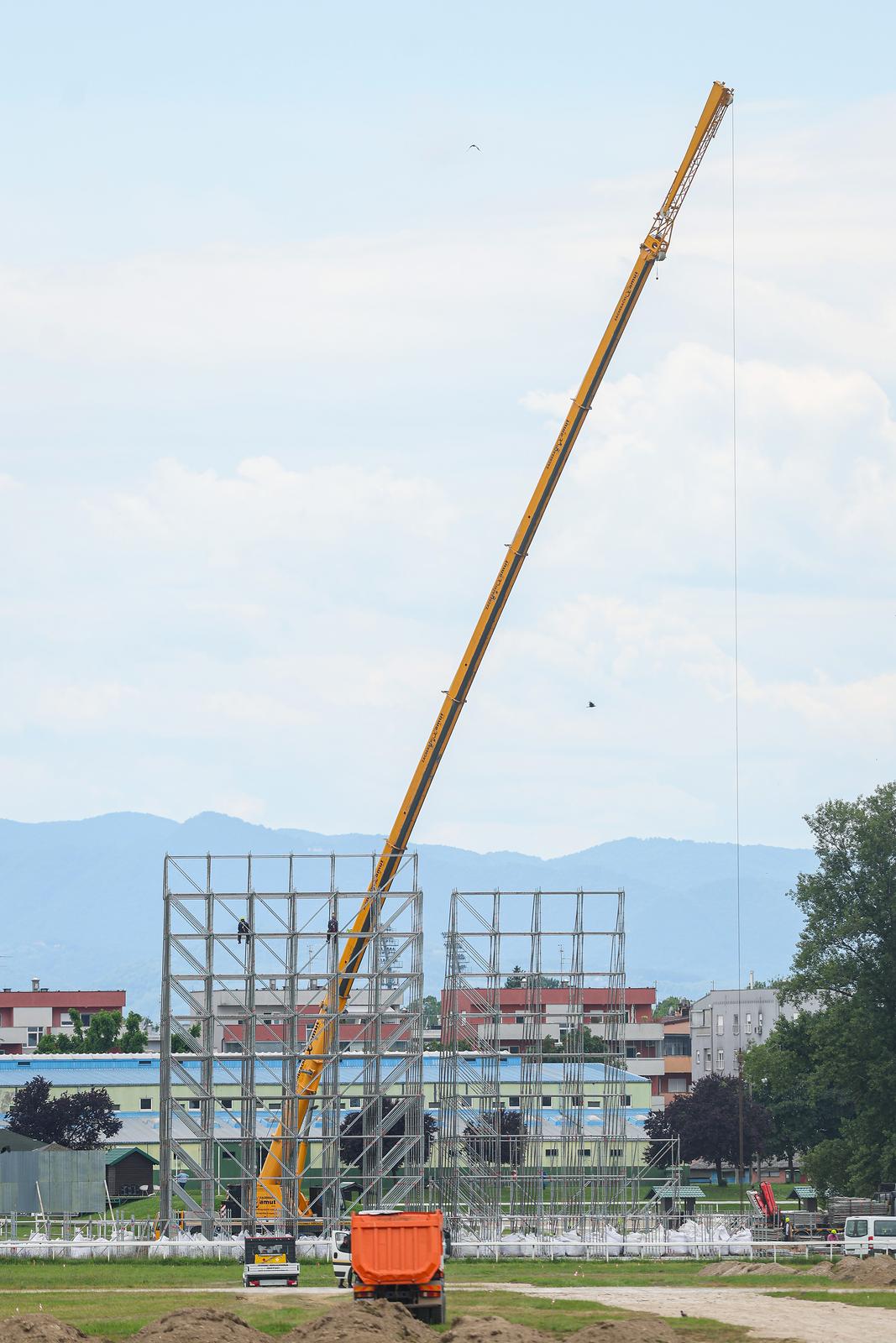 Zagreb: Radovi na Hipodromu za koncert Marka Perkovića Thompsona