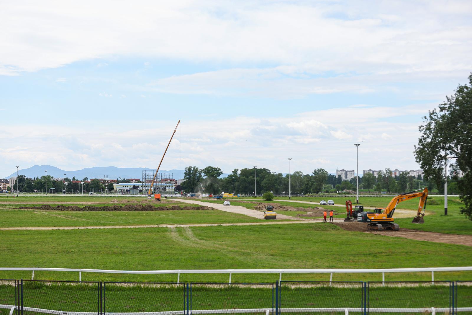Zagreb: Radovi na Hipodromu za koncert Marka Perkovića Thompsona