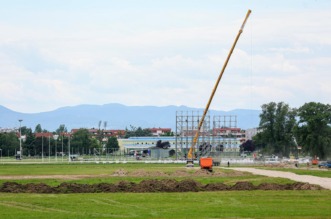 Zagreb: Radovi na Hipodromu za koncert Marka Perkovića Thompsona