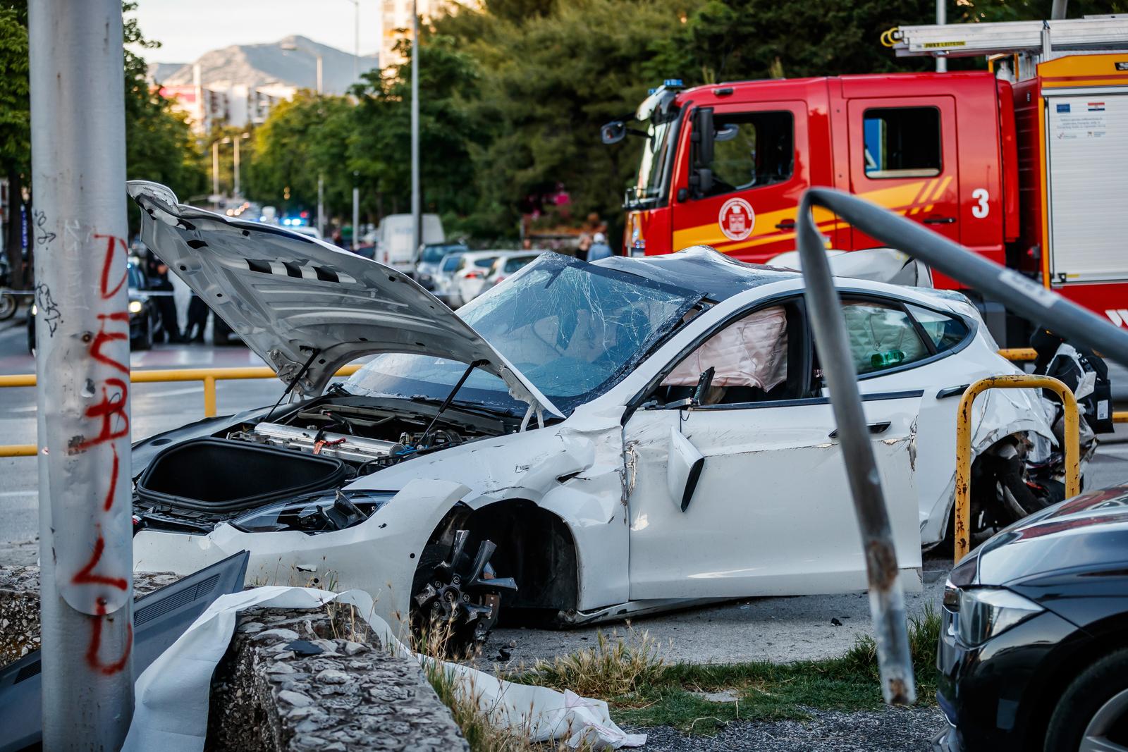 Split: Autom sletio s kolnika i usmrtio pješakinju