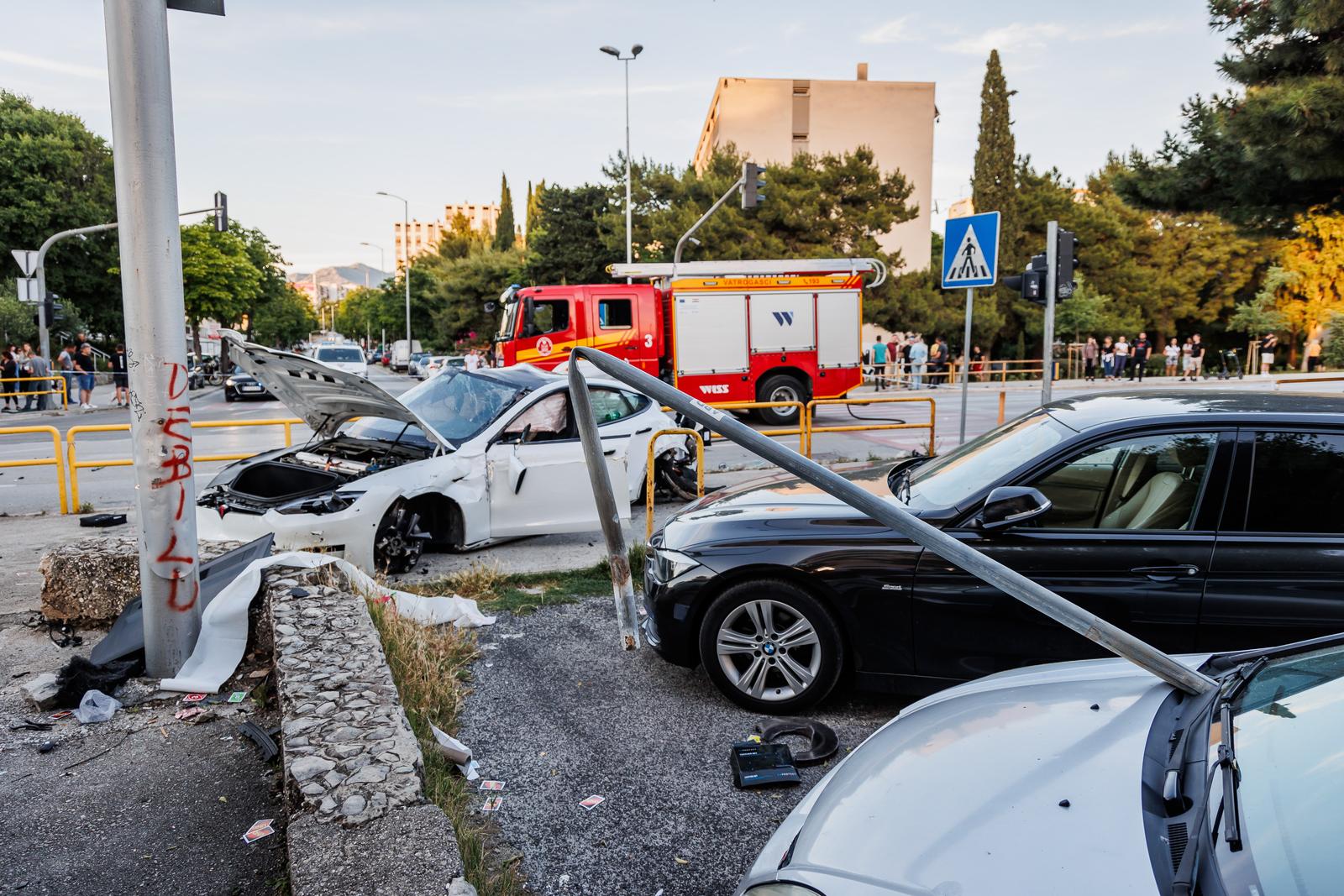 Split: Autom sletio s kolnika i usmrtio pješakinju