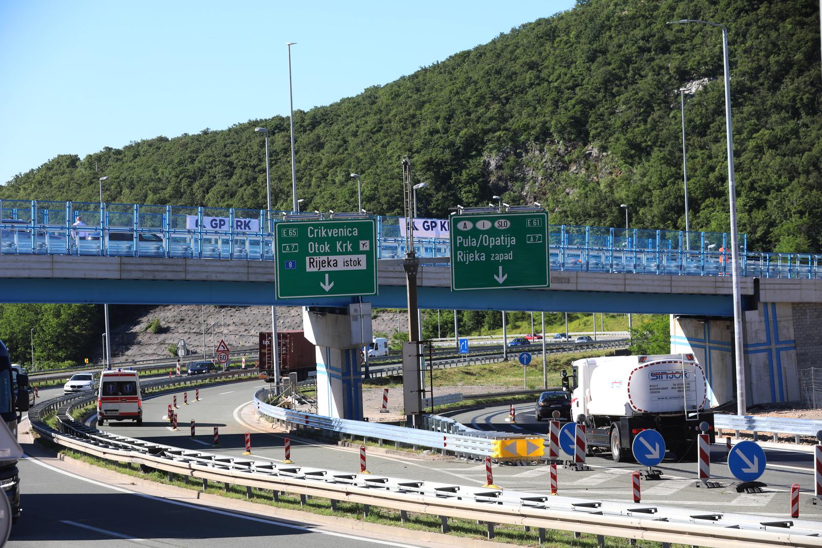 Rijeka: Premijer Plenković i ministar Butković obišli novi vijadukt na čvoru Orehovica Rijeka: Premijer Plenković i ministar Butković obišli novi vijadukt na čvoru Orehovica