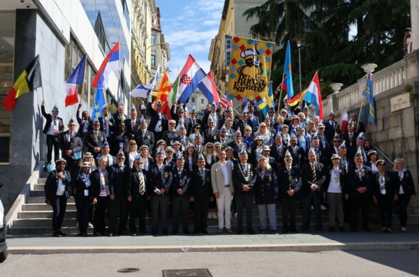 Parada-zastava-FECC-1