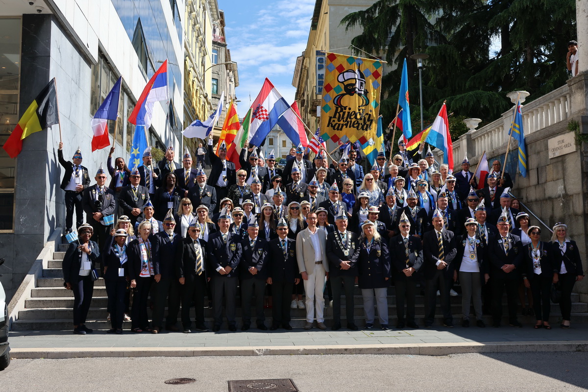 Parada-zastava-FECC-1