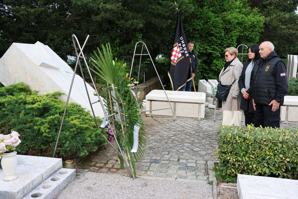 Polaganje-vijenaca-20.-godina-ZUDR-PGZ-2