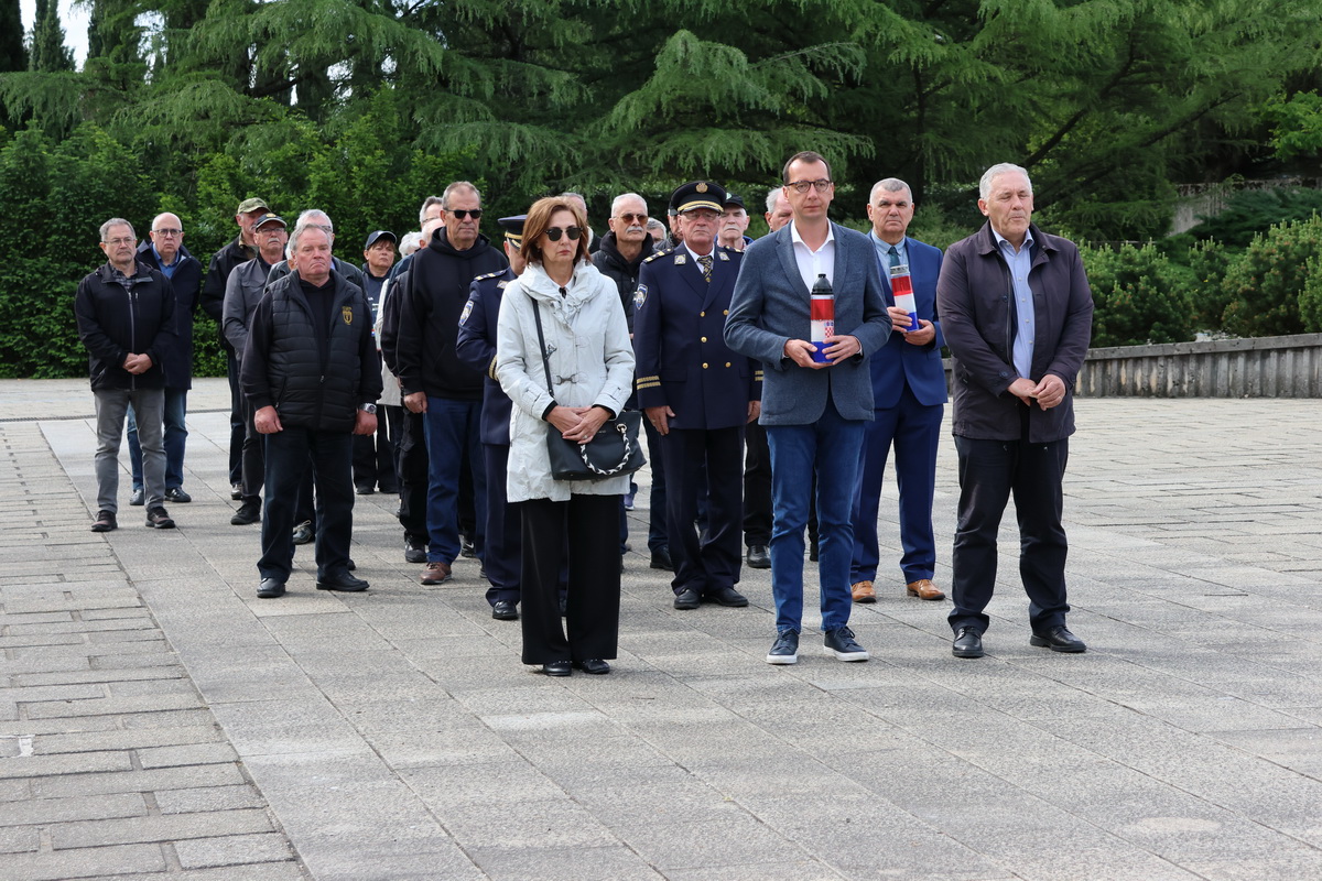 Polaganje-vijenaca-20.-godina-ZUDR-PGZ-7