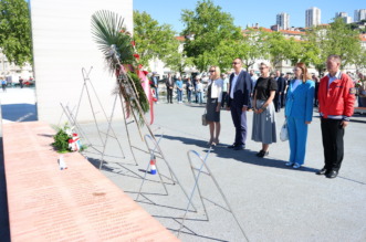 Polaganje-vijenaca-Dan-drzavnosti-3 Polaganje-vijenaca-Dan-drzavnosti-3