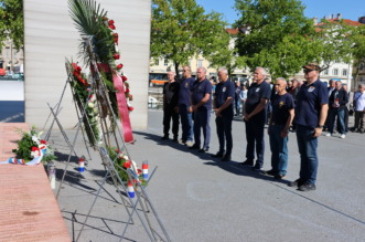 Polaganje-vijenaca-Dan-drzavnosti-7 Polaganje-vijenaca-Dan-drzavnosti-7