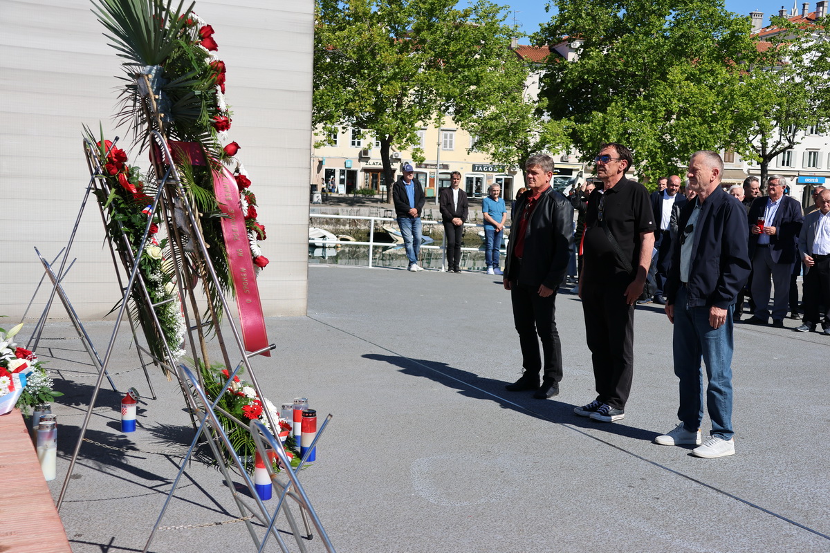 Polaganje-vijenaca-Dan-drzavnosti-8 Polaganje-vijenaca-Dan-drzavnosti-8