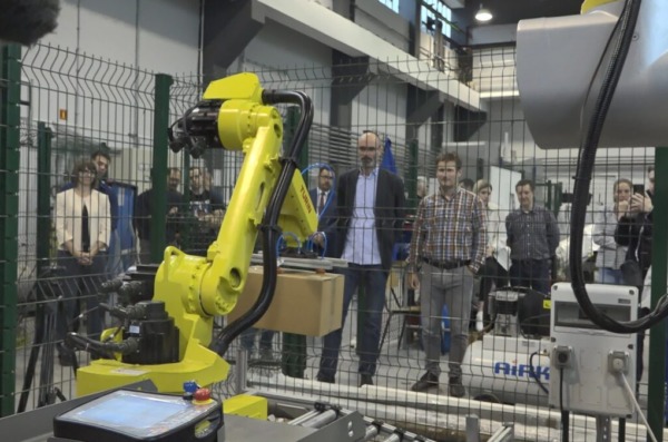 ROBOT