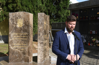 SpomenikBranitelji-0075 SpomenikBranitelji-0075