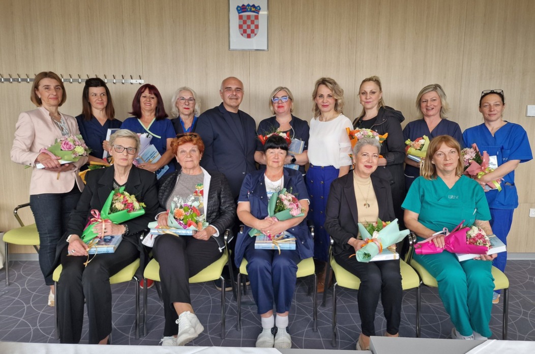 Svečani prijem ravnatelja prof. dr. sc. Alena Ružića za nagrađene medicinske sestre KBC-a Rijeka Svečani prijem ravnatelja prof. dr. sc. Alena Ružića za nagrađene medicinske sestre KBC-a Rijeka