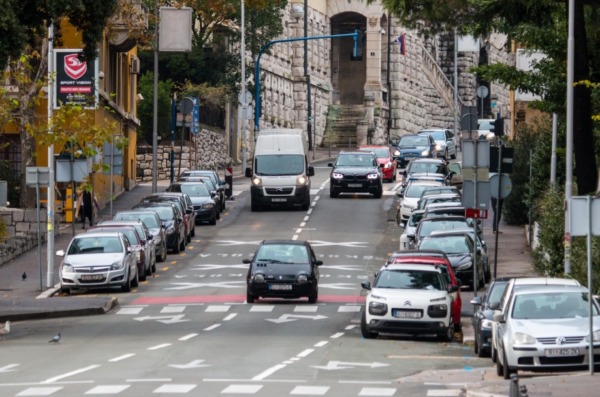 ZAtvor via roma promet riportal