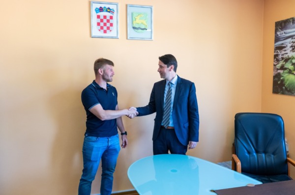 potpisivanje-ugovora