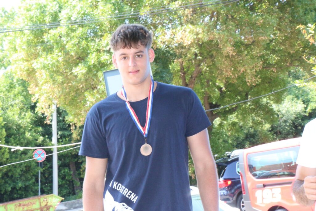 1.Otvoreni-kup-Opcine-Kostrena-u-daljinskom-plivanju-perajama-5-1024×683