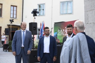 496239864_1267376535400261_631396117817441311_n 496239864_1267376535400261_631396117817441311_n