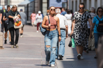 _65A6424-4 _65A6424-4