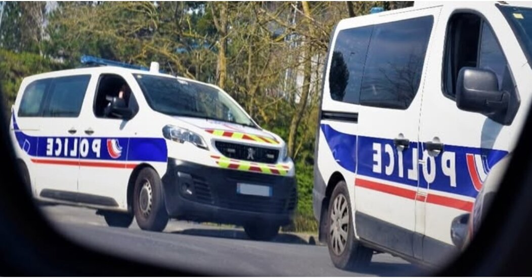 FRANCUSKA POLICIJA FRANCUSKA POLICIJA