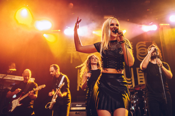 Golden pop rock